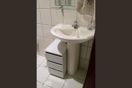 Apartamento à venda com 121m², 3 quartos e 2 vagasbanheiro