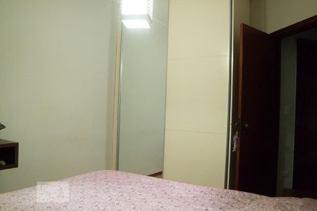 Apartamento à venda com 121m², 3 quartos e 2 vagasQuarto