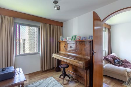 Sala 2 de apartamento para alugar com 2 quartos, 70m² em Vila Nova Conceição, São Paulo