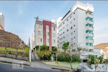 Apartamento para alugar com 100m², 3 quartos e 2 vagasFachada
