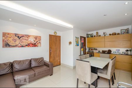 Apartamento para alugar com 100m², 3 quartos e 2 vagasSala