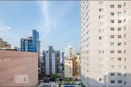 Apartamento para alugar com 100m², 3 quartos e 2 vagasQuarto 2
