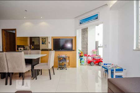 Apartamento para alugar com 100m², 3 quartos e 2 vagasSala