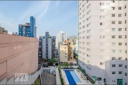 Apartamento para alugar com 100m², 3 quartos e 2 vagasSuíte