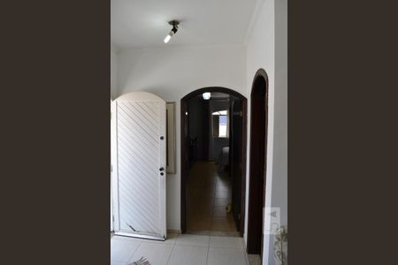 Casa à venda com 575m², 4 quartos e 5 vagasEntrada Quarto Suite