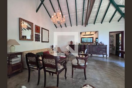 Sala de casa de condomínio à venda com 2 quartos, 135m² em Vargem Grande, Rio de Janeiro