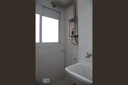 Apartamento para alugar com 65m², 3 quartos e 1 vagaÁrea de Serviço