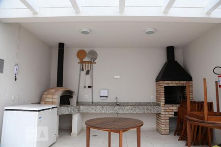 Apartamento para alugar com 65m², 3 quartos e 1 vagaÁrea comum - Churrasqueira