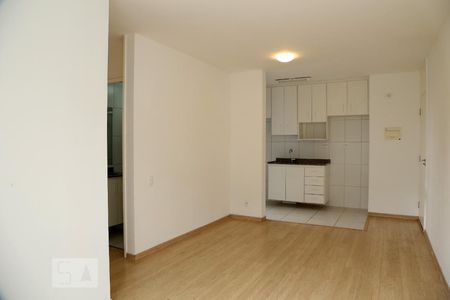 Sala de apartamento para alugar com 3 quartos, 65m² em Jardim Caboré, São Paulo