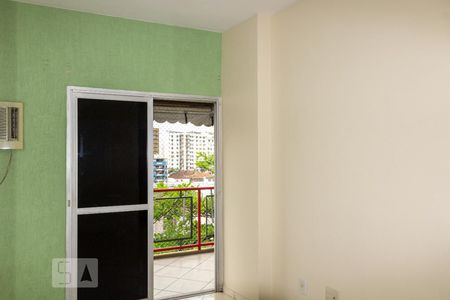 Apartamento à venda com 87m², 2 quartos e 1 vagaSuíte