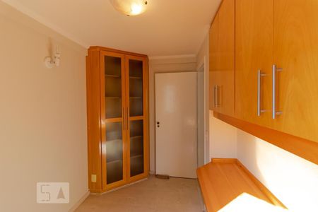 Apartamento à venda com 180m², 3 quartos e 3 vagasQuarto 02