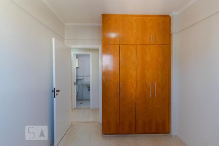 Apartamento à venda com 180m², 3 quartos e 3 vagasQuarto 01
