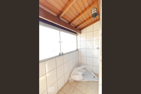 Apartamento à venda com 180m², 3 quartos e 3 vagasBanheiro 02