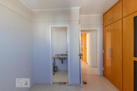Apartamento à venda com 180m², 3 quartos e 3 vagasSuíte