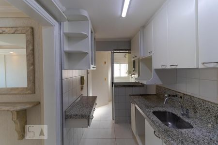 Apartamento à venda com 180m², 3 quartos e 3 vagasCozinha