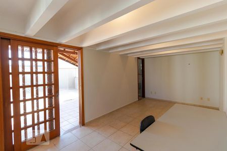 Apartamento à venda com 180m², 3 quartos e 3 vagasSala 02