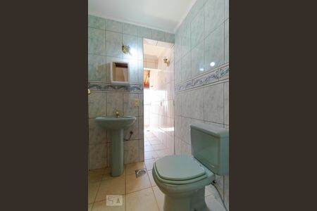 Apartamento à venda com 180m², 3 quartos e 3 vagasBanheiro 02