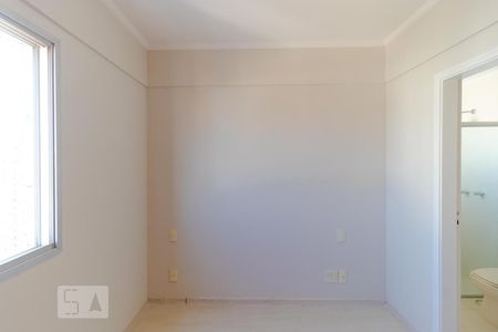 Apartamento à venda com 180m², 3 quartos e 3 vagasSuíte
