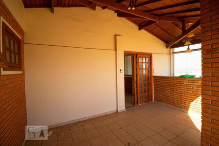 Apartamento à venda com 180m², 3 quartos e 3 vagasTerraço