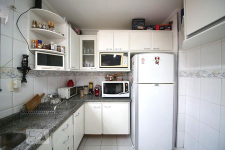 Apartamento para alugar com 80m², 3 quartos e sem vagaCozinha