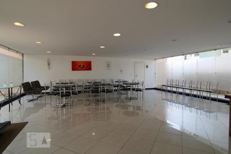 Apartamento à venda com 110m², 3 quartos e 1 vaga Apartamento à venda com 110m², 3 quartos e 1 vagaÁrea comum