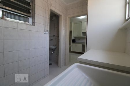 Apartamento à venda com 110m², 3 quartos e 1 vagaÁrea de Serviço