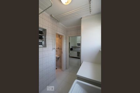 Apartamento à venda com 110m², 3 quartos e 1 vaga Apartamento à venda com 110m², 3 quartos e 1 vagaÁrea de Serviço