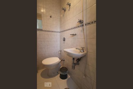 Apartamento à venda com 110m², 3 quartos e 1 vaga Apartamento à venda com 110m², 3 quartos e 1 vagaBanheiro de Serviço