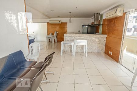 Apartamento para alugar com 85m², 3 quartos e 1 vaga Apartamento para alugar com 85m², 3 quartos e 1 vagaÁrea comum - Salão de festas
