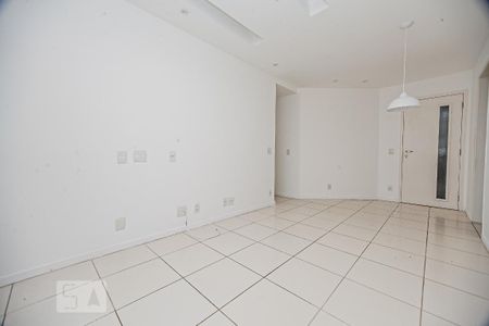 Sala de apartamento para alugar com 3 quartos, 85m² em Santa Rosa, Niterói
