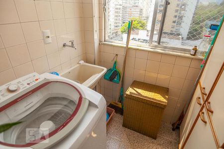 Apartamento à venda com 174m², 4 quartos e 2 vagasCozinha e Área de Serviço