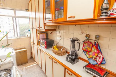 Apartamento à venda com 174m², 4 quartos e 2 vagasCozinha e Área de Serviço