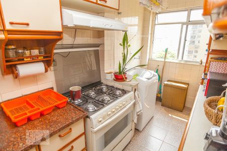 Apartamento à venda com 174m², 4 quartos e 2 vagasCozinha e Área de Serviço