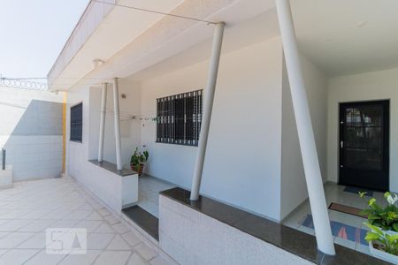 Casa à venda com 203m², 3 quartos e 5 vagasFrente