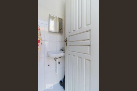 Casa à venda com 203m², 3 quartos e 5 vagasBanheiro de Serviço