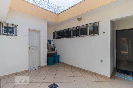 Casa à venda com 203m², 3 quartos e 5 vagasQuintal