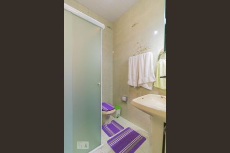 Casa à venda com 203m², 3 quartos e 5 vagasBanheiro Suíte