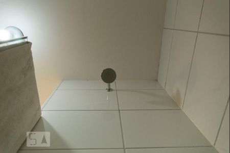 Apartamento à venda com 40m², 2 quartos e sem vagaChuveiro