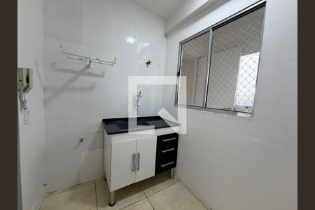 Cozinha de apartamento para alugar com 2 quartos, 60m² em Cidade Monções, São Paulo