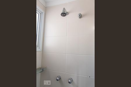 Apartamento para alugar com 55m², 2 quartos e 1 vagaChuveiro