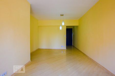 Sala de apartamento à venda com 2 quartos, 70m² em Vila Olímpia, São Paulo