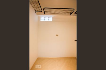 Apartamento à venda com 70m², 2 quartos e 1 vagaCloset