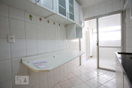 Apartamento à venda com 70m², 2 quartos e 1 vagaCozinha