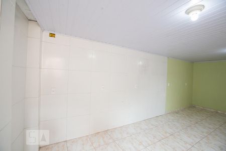 Cozinha de kitnet/studio para alugar com 1 quarto, 24m² em Itaquera, São Paulo