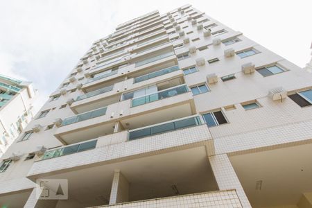 Apartamento à venda com 87m², 3 quartos e 1 vaga Apartamento à venda com 87m², 3 quartos e 1 vagaFachada
