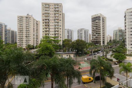 Apartamento à venda com 87m², 3 quartos e 1 vaga Apartamento à venda com 87m², 3 quartos e 1 vagaVista