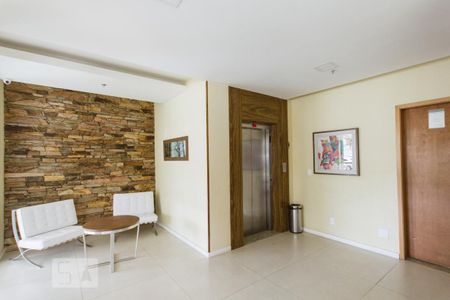 Apartamento à venda com 87m², 3 quartos e 1 vaga Apartamento à venda com 87m², 3 quartos e 1 vagaHall