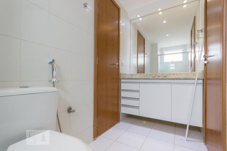 Apartamento à venda com 87m², 3 quartos e 1 vaga Apartamento à venda com 87m², 3 quartos e 1 vagaBanheiro das Suítes 2 e 3