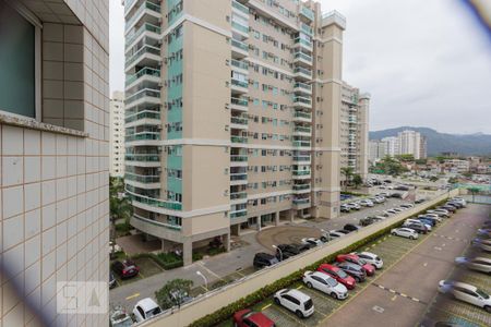 Apartamento à venda com 87m², 3 quartos e 1 vaga Apartamento à venda com 87m², 3 quartos e 1 vagaVista