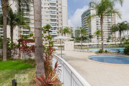 Apartamento à venda com 87m², 3 quartos e 1 vaga Apartamento à venda com 87m², 3 quartos e 1 vagaPiscina